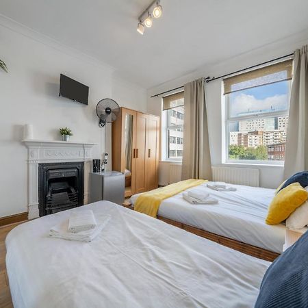 The Buross - Aldgate Aparthotel Londres Exterior foto