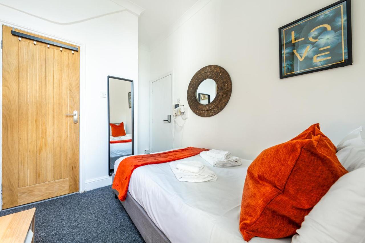 The Buross - Aldgate Aparthotel Londres Exterior foto