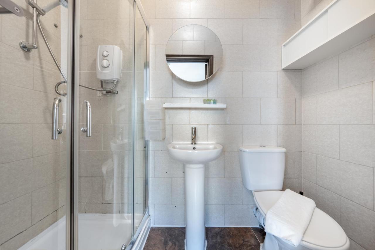 The Buross - Aldgate Aparthotel Londres Exterior foto